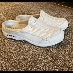 Easy Spirit White Slip-On Sneakers